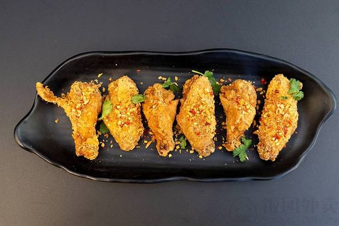 Mee Dee Thai Kitchen by null