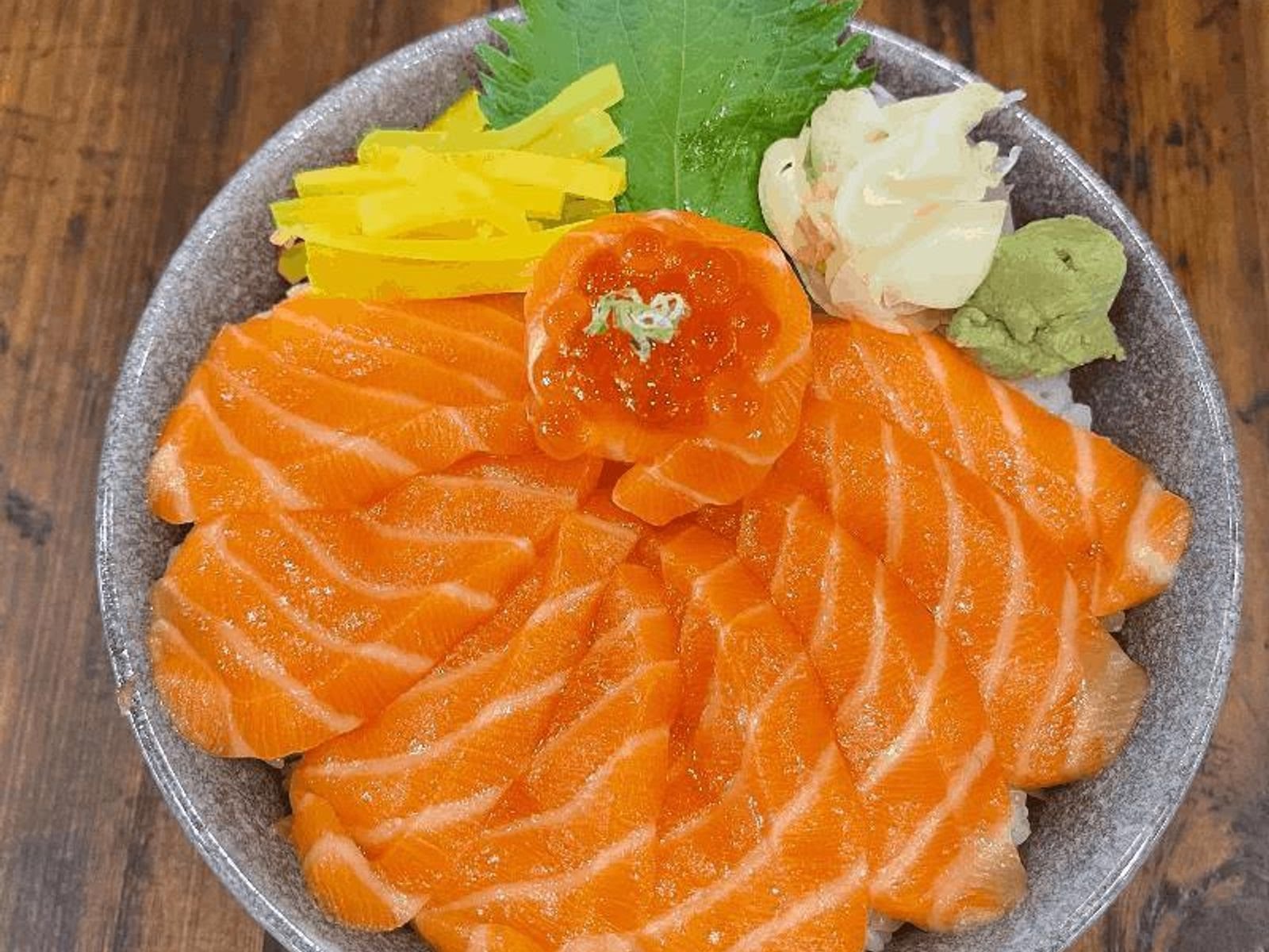 MAGURO Sushi Thai Ramen by null