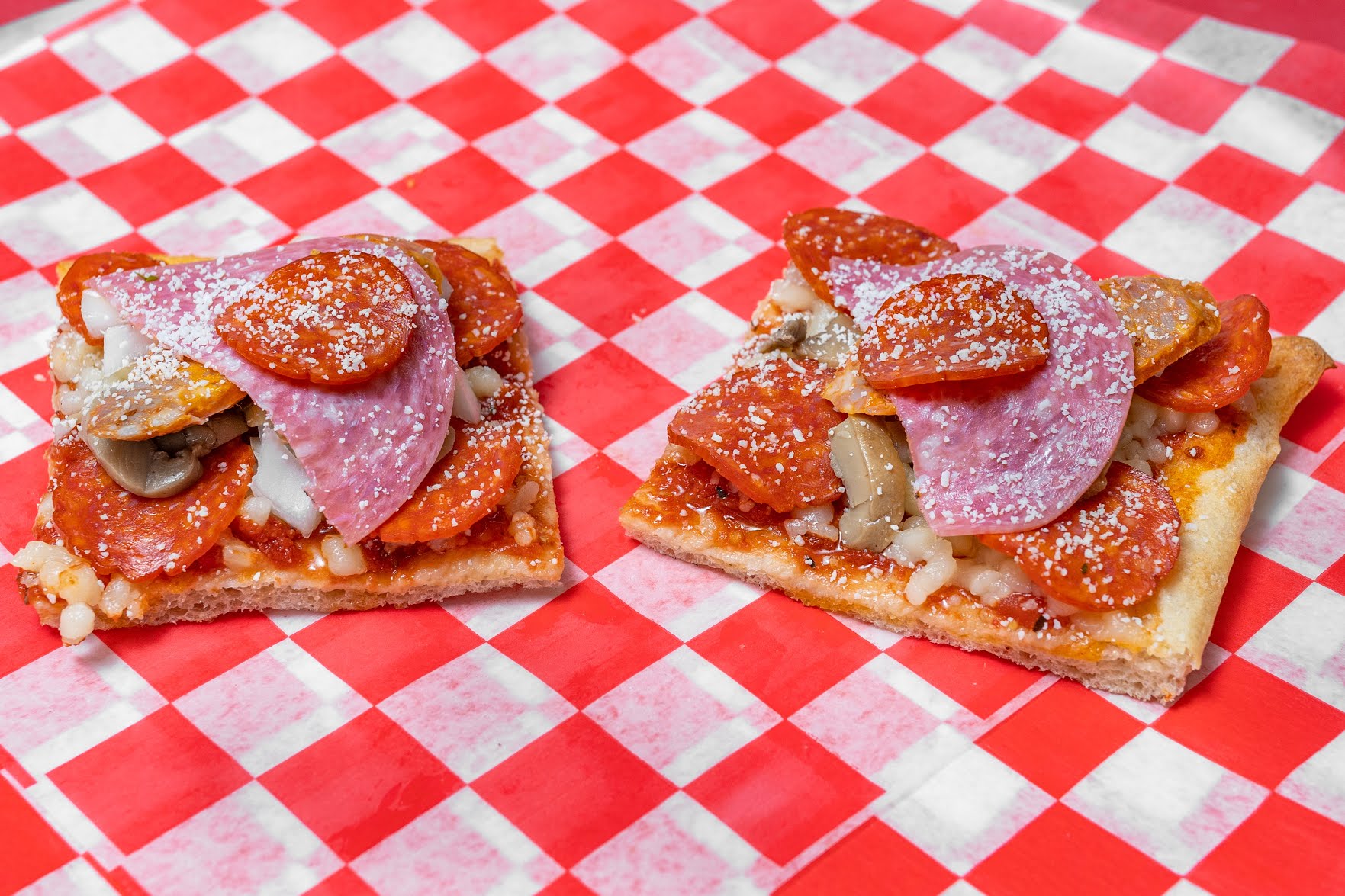 Frankie's Pizza by null