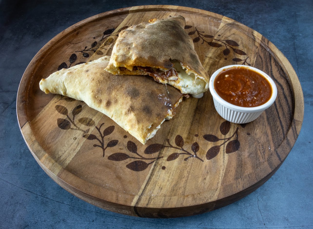 Passione Wood Oven Pizza & Wings by null