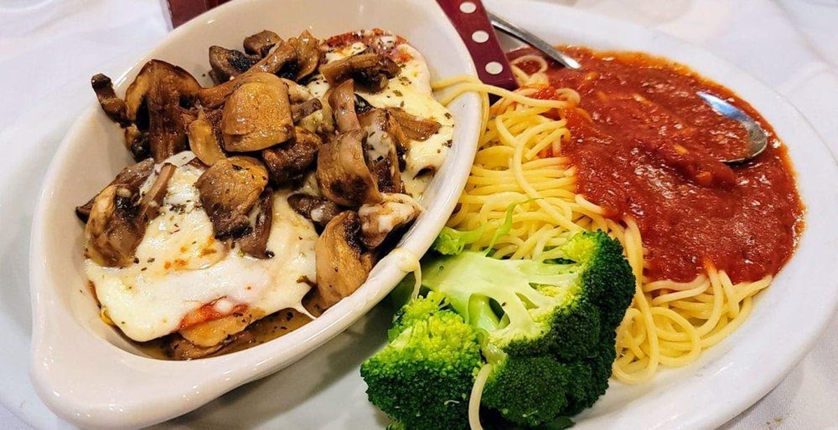 Mama Cozza's by null