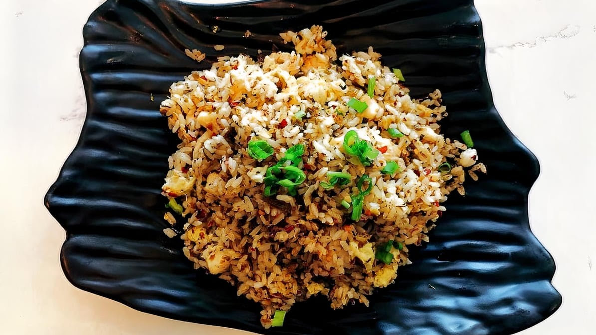 Gu’s Kitchen by null