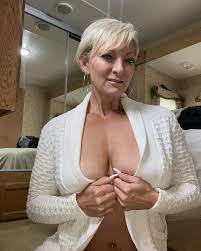 mature big tits|Mature Female Adult Actress Big Boobs Large Butt Dee Williams HD 8X10 Photo  W406 | eBay
