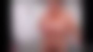 omafotze.com pussy closeup 