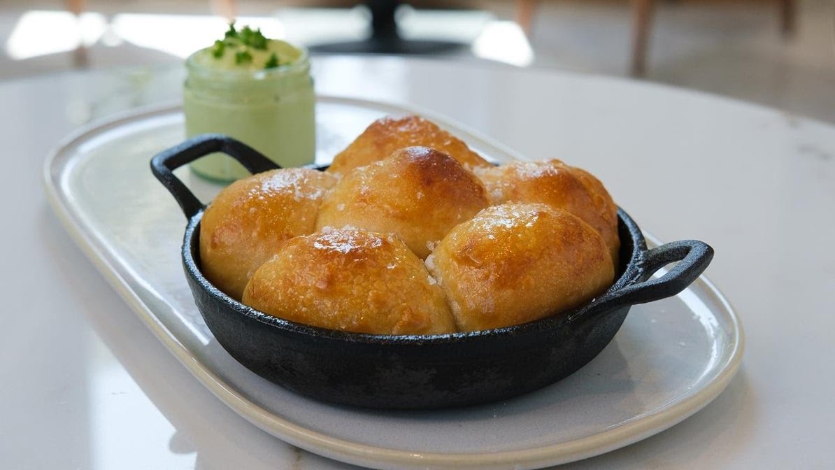 Birdie's Barroom & Kitchen by null