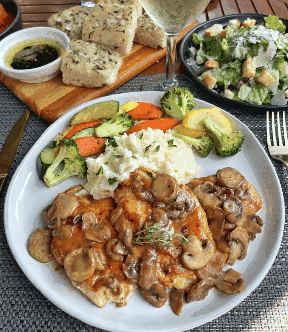 Louise's Trattoria - Larchmont by null