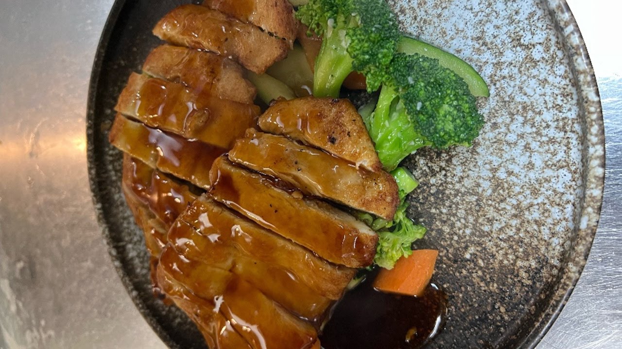 Dozo Sushi Asian Cuisine by null