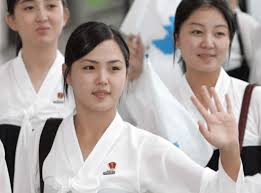 北朝鮮 喜び組|喜び組」にスカウトされた北朝鮮人女性の証言 - YouTube