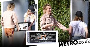 Very hot battle vanessa hudgens selena gomez jpg x Ashley benson sexy