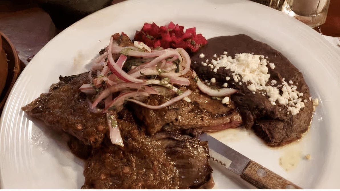 Guajillo by null