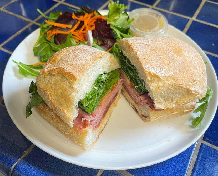 Sampino's Towne Foods by null