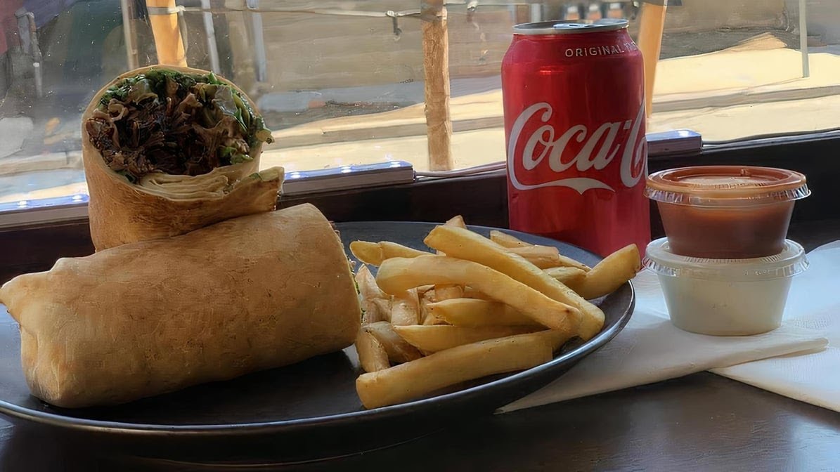 Pita Cambridge by null