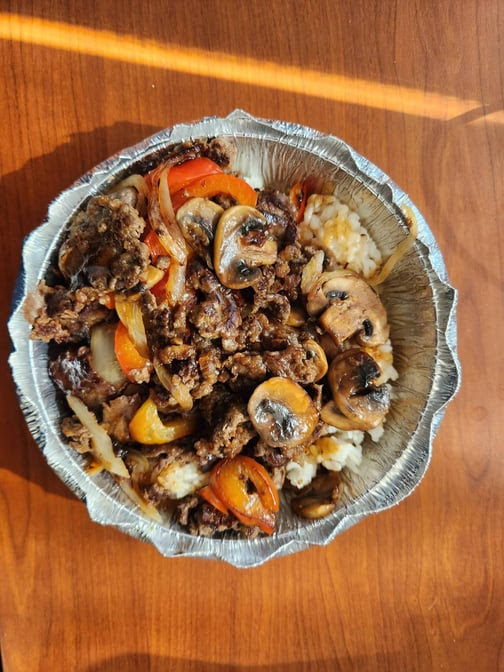 Sindi's Snack Shack by null