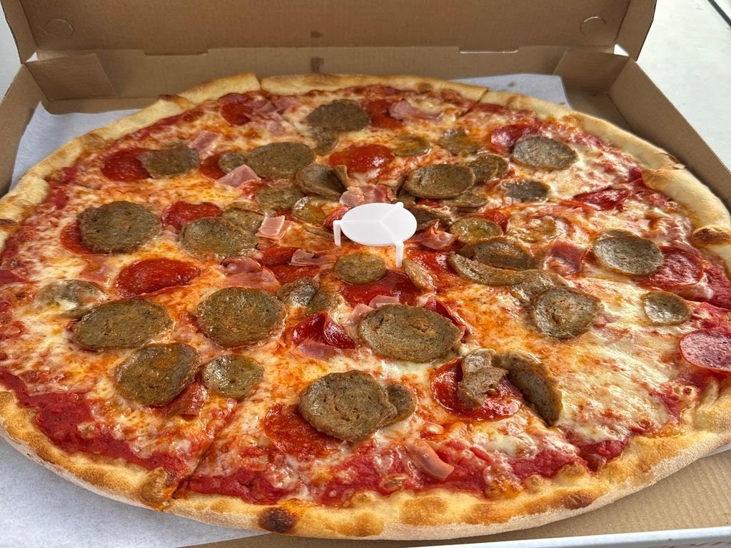 Cugino's Italian Deli & Pizzeria by null