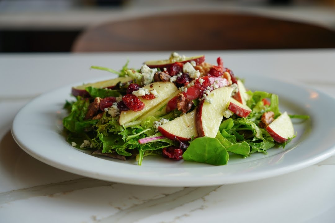 Luna & The Bear - Kitchen & Libation House by null