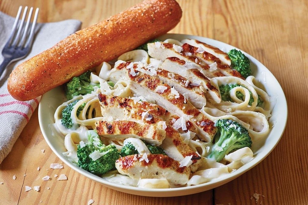 Applebee's Grill + Bar by null