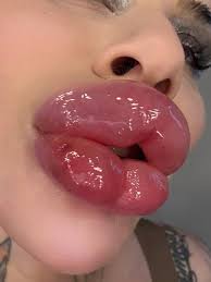 Lipgloss porn lipgloss videos spankbang jpg x Lip gloss for