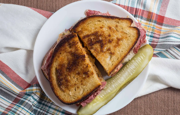 Murray's Deli by null