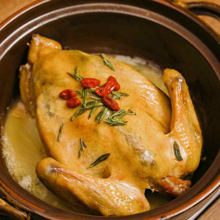 Grandma's Home 外婆家 by null