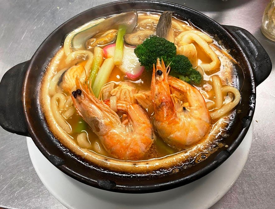 Tokyo Feng Ramen & Sushi by null