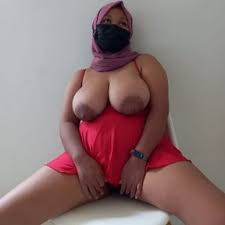 Tante colmek becek solo play jpg x Tante colmek indo