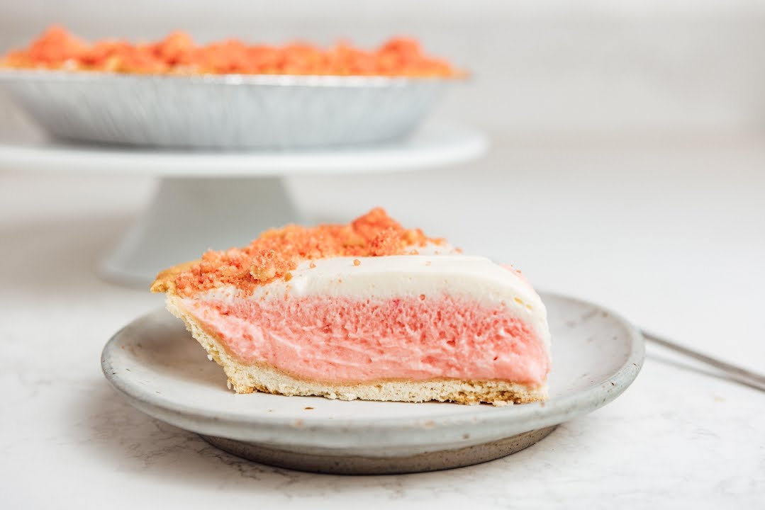 Winston Pies by null