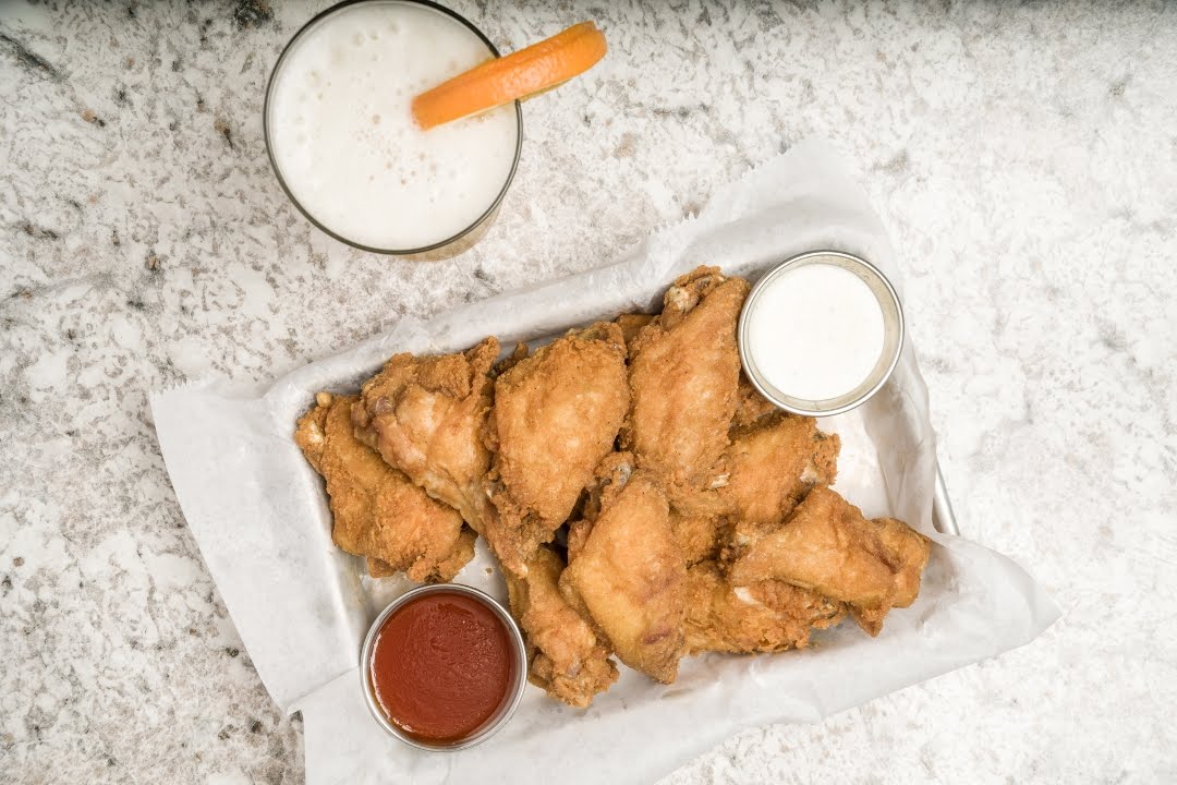 Froggy's at the Lake by null