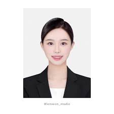 합성|AI가 1분 만에 아이돌 합성 사진 뚝딱...음란물 악용 우려