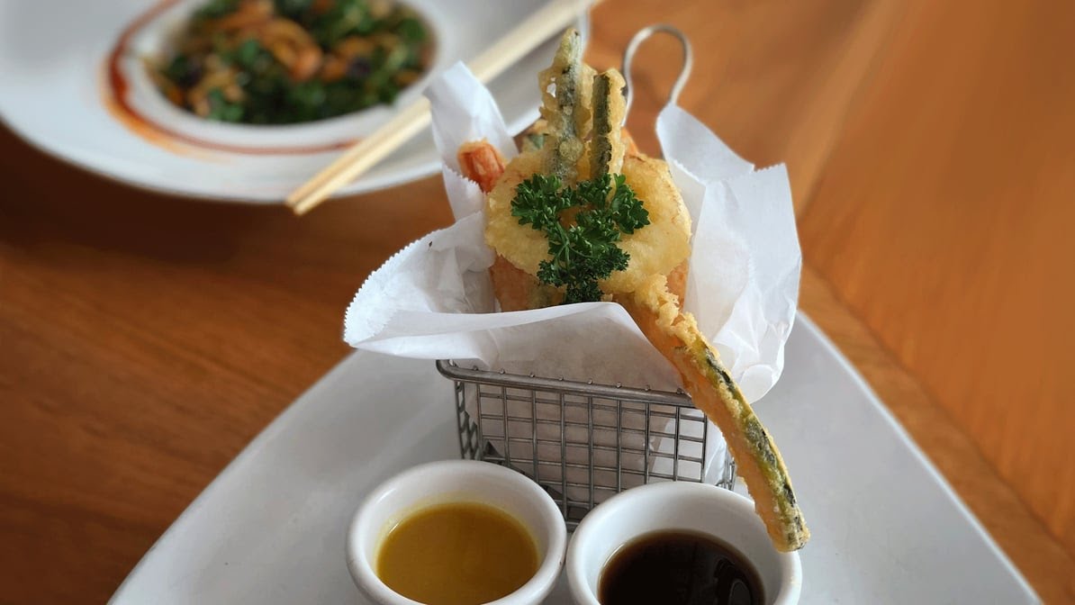 Blue Ocean Sushi & Grill by null