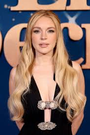 Katie Holmes Lohan fakenude|Us Weekly | When people look back at Tom Cruise's love life, his former  marriages to Nicole Kidman and Katie Holmes usually come to mind. But do  you... | Instagram