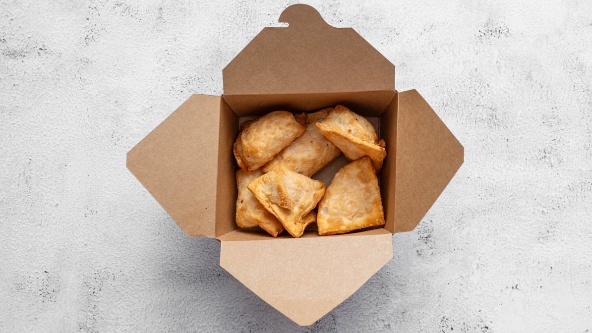 Golden Temple & The E Room Bar by null