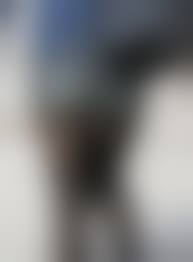 濃い黒タイツ脚エロ画像|セーラー服の清純そうな女子高生が黒パンストM字開脚＆パンチラを披露している画像 | ImitationSkin – パンスト直穿きフェチの復活