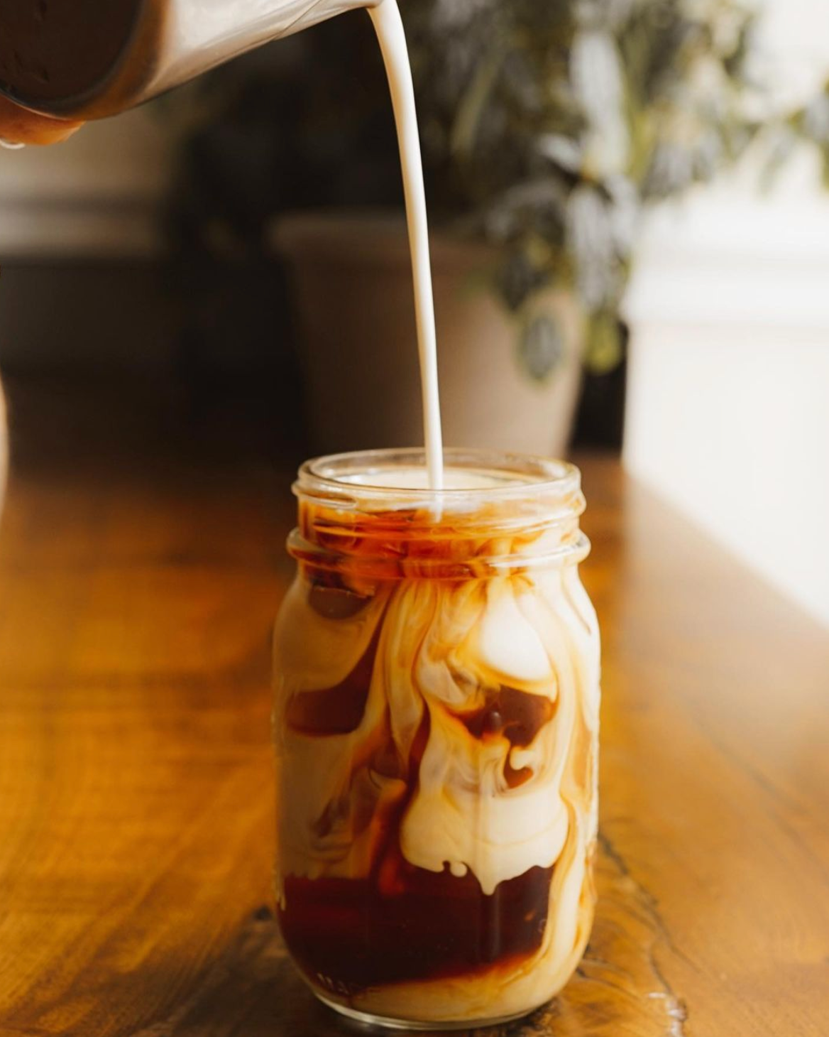 Gallery Café : River West by null