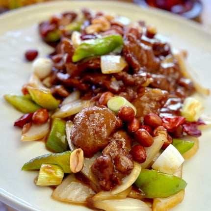 Yummy Kitchen 闻香居 by null