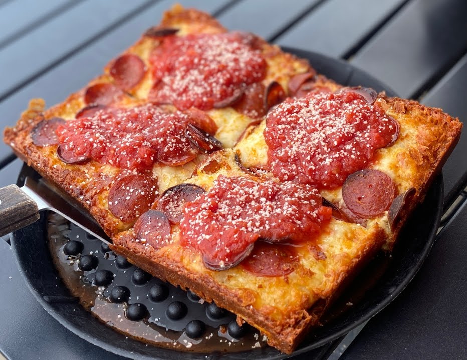 Red Plum Pizza & Pasta by null