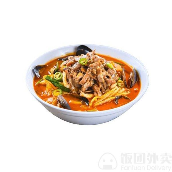 Paik's Noodle by null