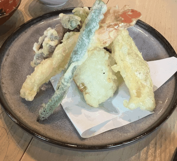 KENAKI Sushi Counter by null