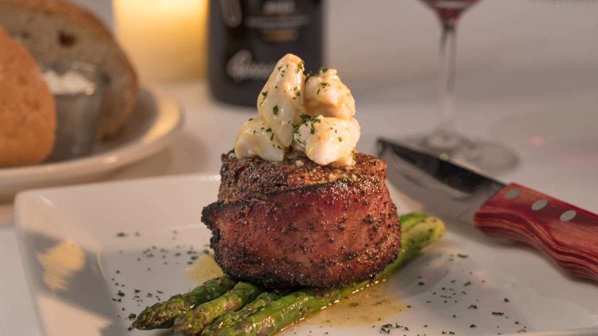 Perry & Sons Market & Grille by null