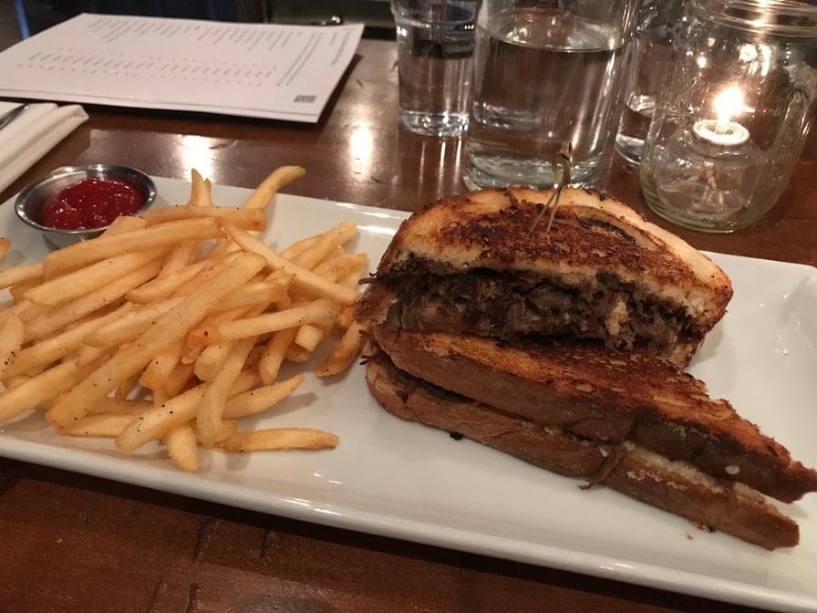 Neat Kitchen + Bar by null