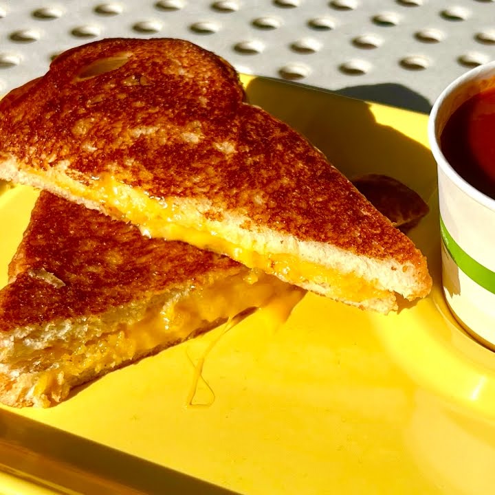 Soup Peddler Real Food & Juice Bar by null