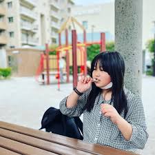 中学生ぽっちゃり|中学生】ぽっちゃり女子向けの服はどこで買う？体型カバーのコツ&おしゃれなファッションをチェック！ | コドモ to アルコ