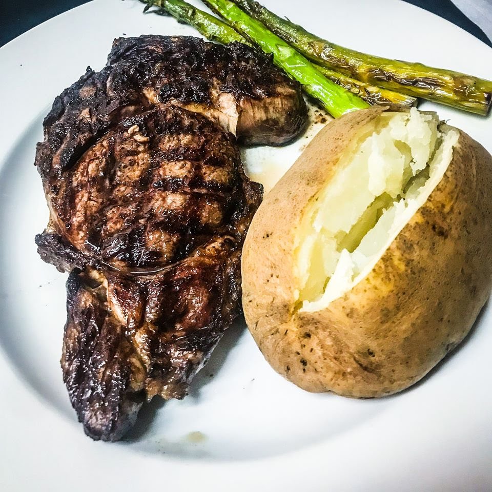 Charlie Brown's Bar & Grill by null