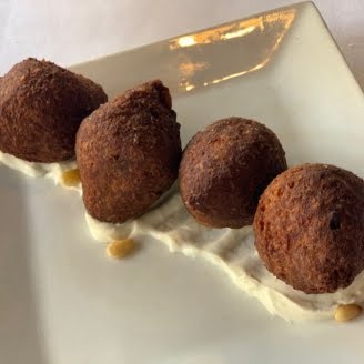 Lebanese Taverna by null