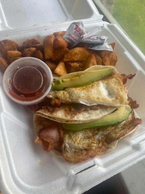 Brick’s Pub by null