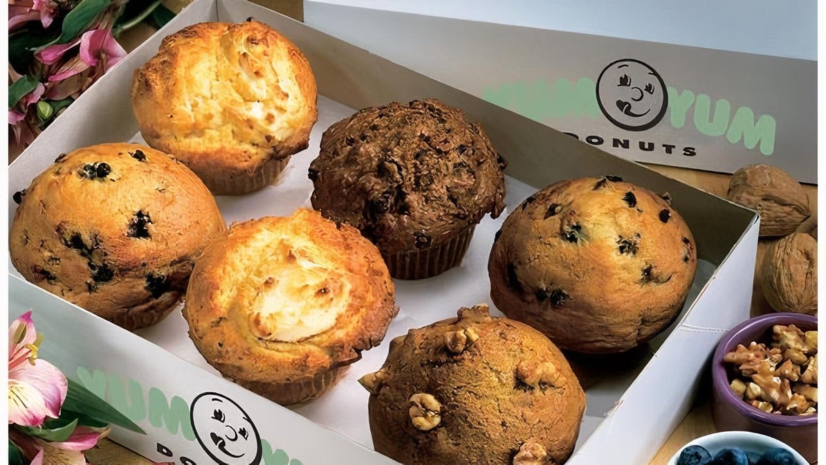 Yum Yum Donuts by null