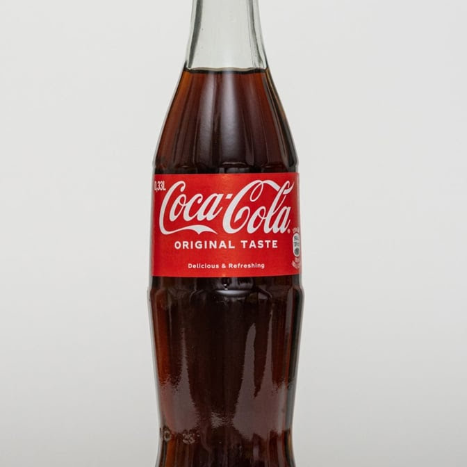 C'est La Vie Cafe by null