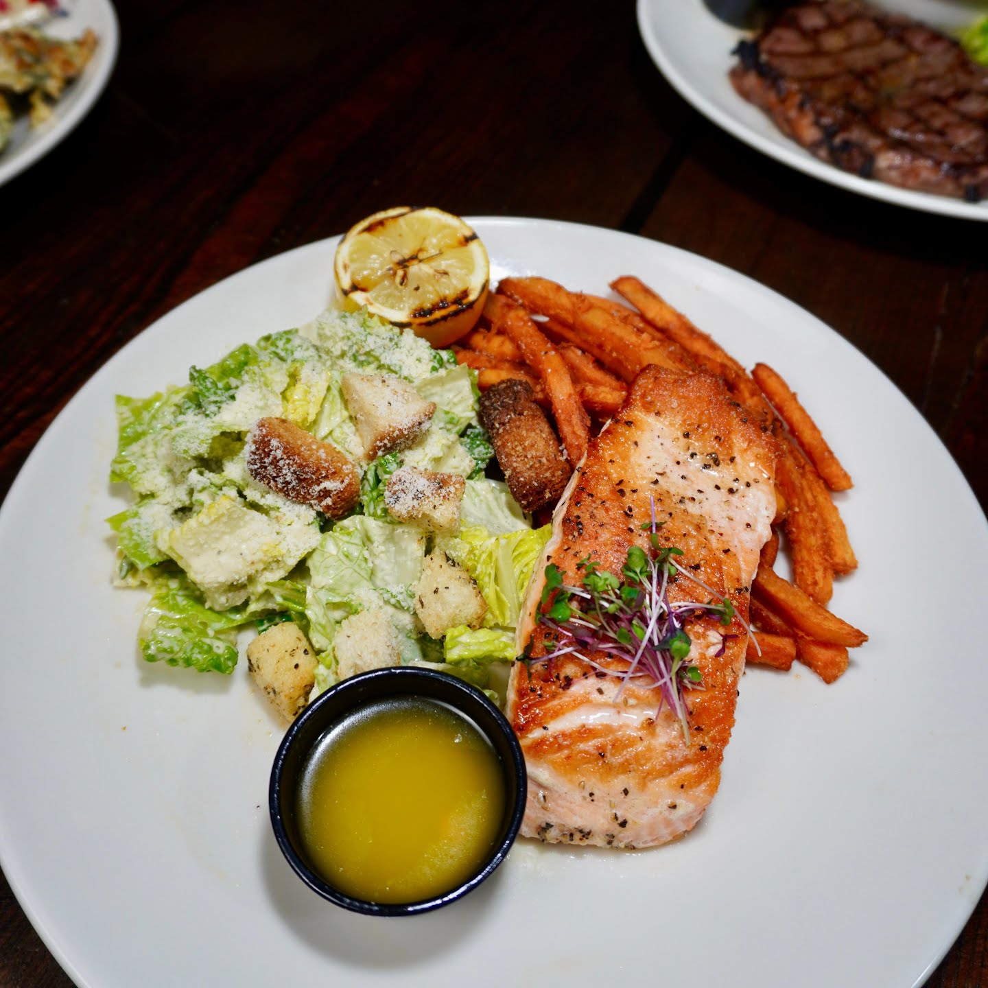 Pour Behavior by null