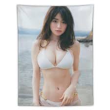 泉里香エロ画像|タンデムしたい美女を探せ】人気急上昇のモデル 泉里香さん - LAWRENCE - E-RIDE x LIFESTYLE + α