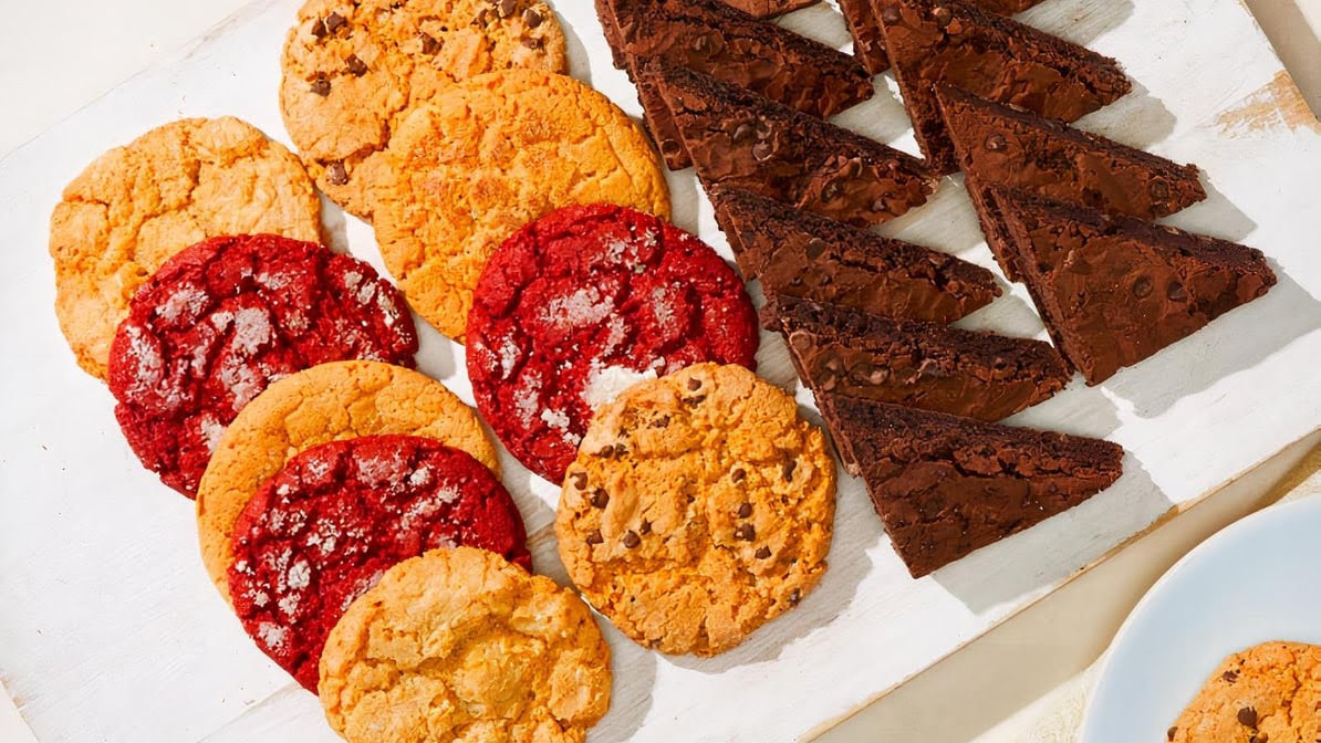 California Pizza Kitchen by null