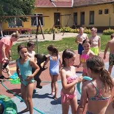 rajce idnes bikini| / X